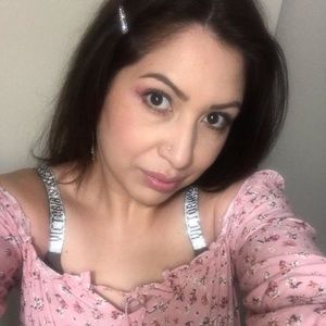 Meet your Posher, Fabiola